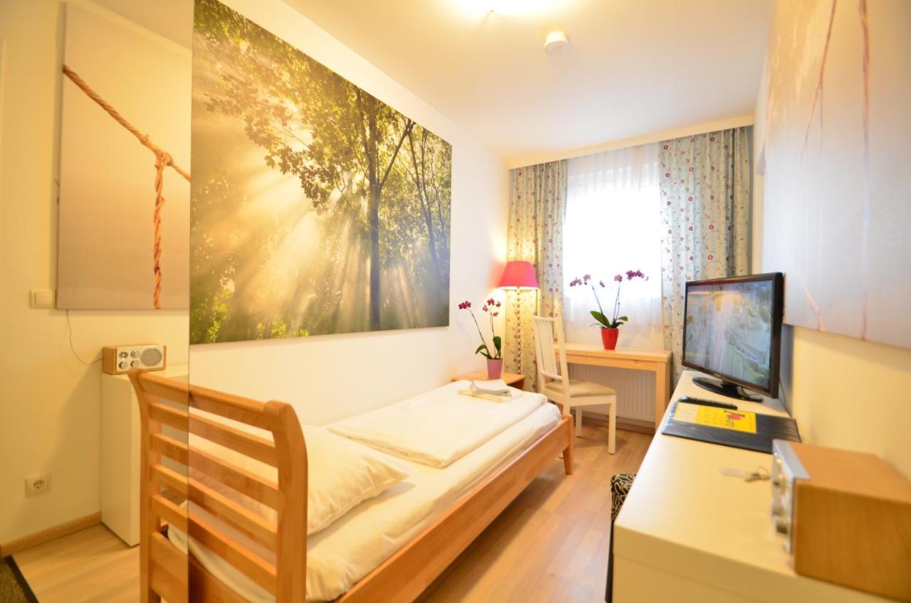 All-in Longterm Cozy - Free Parkingcard For 21 District Appartement *