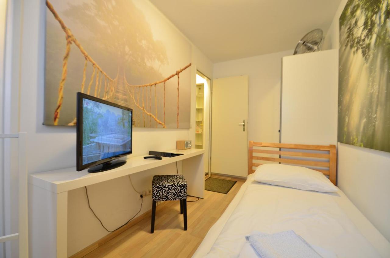 All-in Longterm Cozy - Free Parkingcard For 21 District Appartement